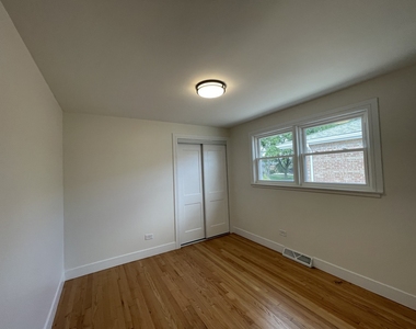 7925 Natchez Avenue - Photo Thumbnail 14