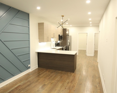 4508 N Keystone Avenue - Photo Thumbnail 3