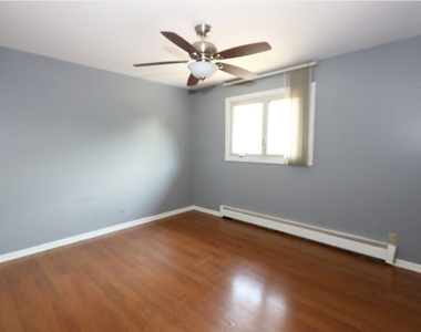 100 Yates Avenue - Photo Thumbnail 9