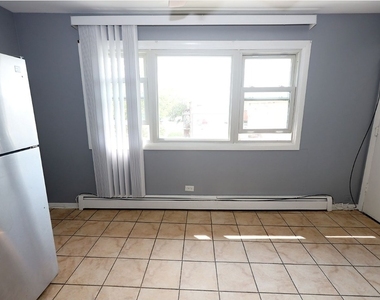 100 Yates Avenue - Photo Thumbnail 16