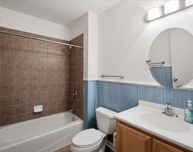 2220 W Maypole Avenue - Photo Thumbnail 8