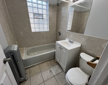 6802 S Clyde Avenue - Photo Thumbnail 6
