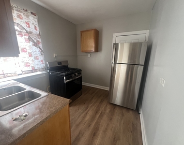 243 E 108th Street - Photo Thumbnail 4