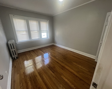243 E 108th Street - Photo Thumbnail 2