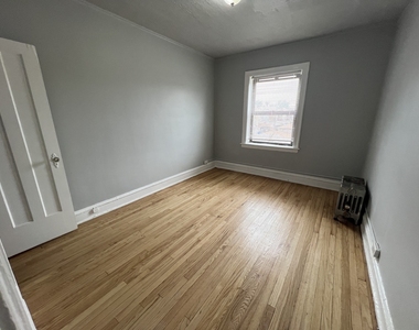 1441 W 93rd Street - Photo Thumbnail 2