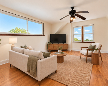 4824 S Lotus Avenue - Photo Thumbnail 2
