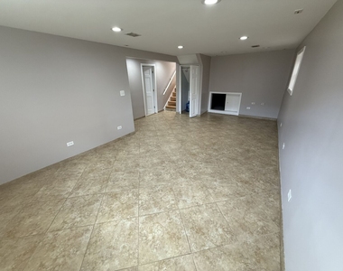 9109 Parkside Avenue - Photo Thumbnail 24