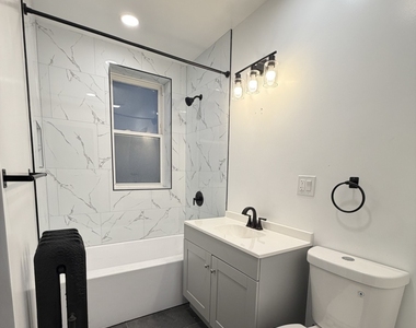 6837 S East End Avenue - Photo Thumbnail 8