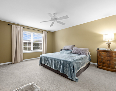 718 Versailles Parkway - Photo Thumbnail 22