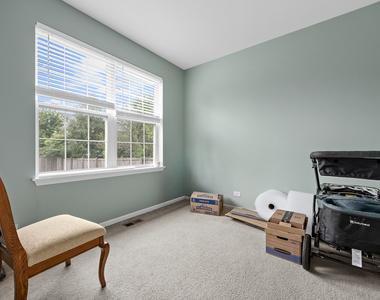 718 Versailles Parkway - Photo Thumbnail 19