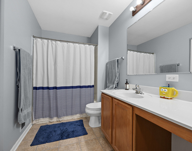 718 Versailles Parkway - Photo Thumbnail 21