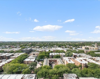 5320 N Sheridan Road - Photo Thumbnail 16