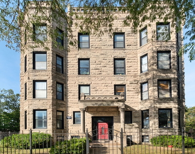 4060 S Ellis Avenue - Photo Thumbnail 1