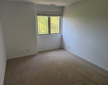 152 Finstad Drive - Photo Thumbnail 18