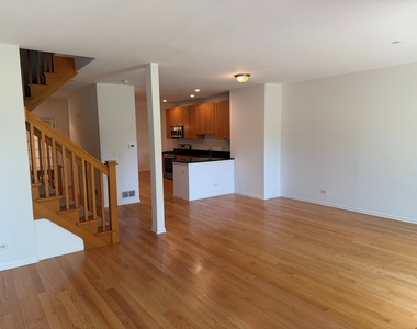 152 Finstad Drive - Photo Thumbnail 7