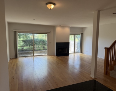 152 Finstad Drive - Photo Thumbnail 9