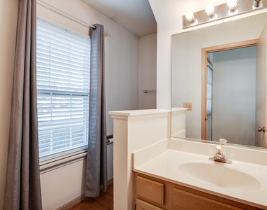 1216 Arapaho Court - Photo Thumbnail 2