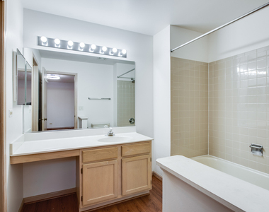 1216 Arapaho Court - Photo Thumbnail 14
