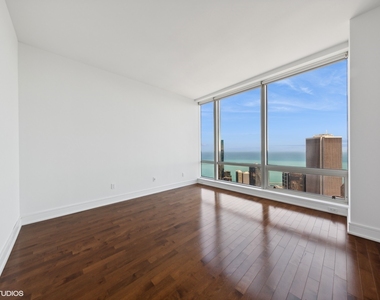401 N Wabash Avenue - Photo Thumbnail 6