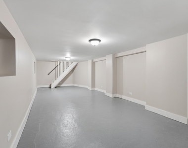 2134 N 73rd Avenue - Photo Thumbnail 14