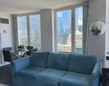 345 N Lasalle Street - Photo Thumbnail 1