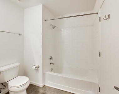 3631 N Halsted Street - Photo Thumbnail 20