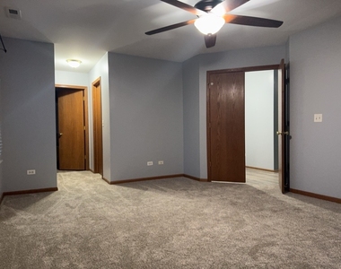 5404 Glenbrook Trail - Photo Thumbnail 17