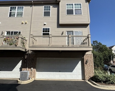1238 Evergreen Avenue - Photo Thumbnail 14