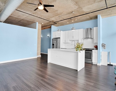 50 E 16th Street - Photo Thumbnail 4