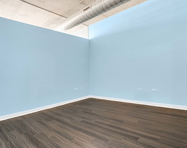 50 E 16th Street - Photo Thumbnail 10