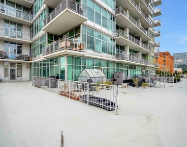 50 E 16th Street - Photo Thumbnail 20