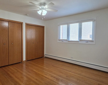 7925 Nordica Avenue - Photo Thumbnail 4