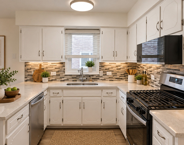 7925 Nordica Avenue - Photo Thumbnail 15