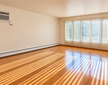 7925 Nordica Avenue - Photo Thumbnail 2