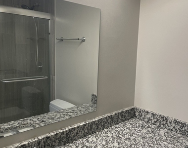 1030 N State Street - Photo Thumbnail 4