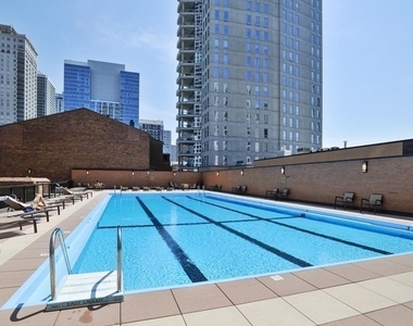 1030 N State Street - Photo Thumbnail 8