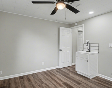 2303 Brookhaven Drive - Photo Thumbnail 22