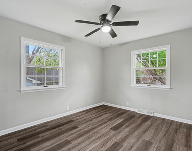 2303 Brookhaven Drive - Photo Thumbnail 12