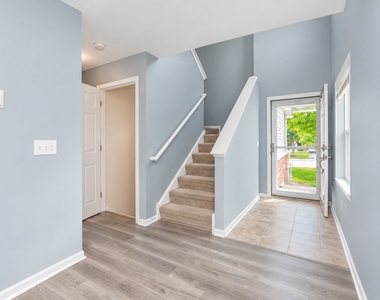 646 Grand Canyon Circle - Photo Thumbnail 2
