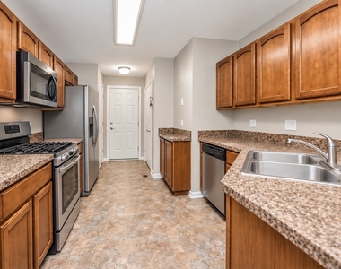 646 Grand Canyon Circle - Photo Thumbnail 6