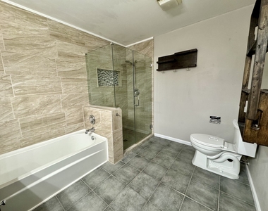 200 Chesterfield Court - Photo Thumbnail 17