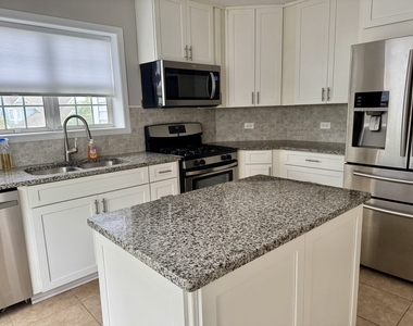 200 Chesterfield Court - Photo Thumbnail 22