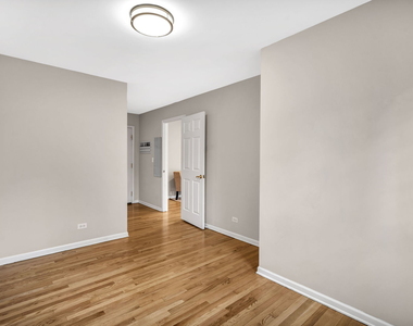 2241 Avalon Court S - Photo Thumbnail 10