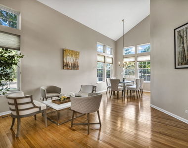 2241 Avalon Court S - Photo Thumbnail 4