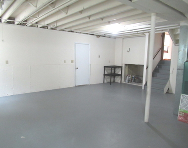 822 Spruce Street - Photo Thumbnail 29