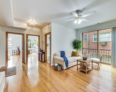 1914 W Chase Avenue - Photo Thumbnail 9