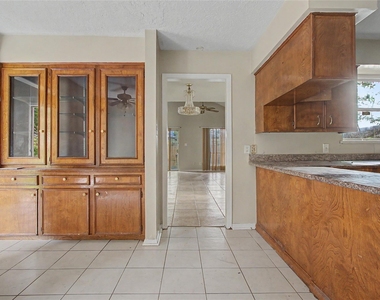 13119 Hollowcreek Park Drive - Photo Thumbnail 8