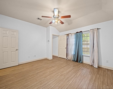 8421 Lawler Street - Photo Thumbnail 17