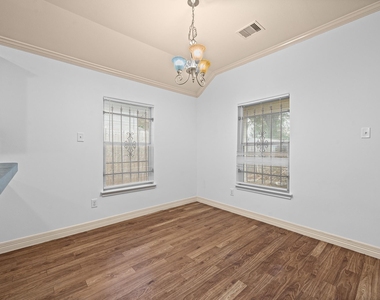 8421 Lawler Street - Photo Thumbnail 14