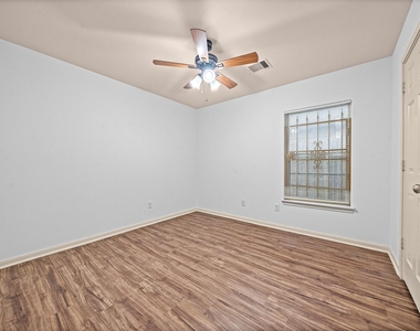 8421 Lawler Street - Photo Thumbnail 26